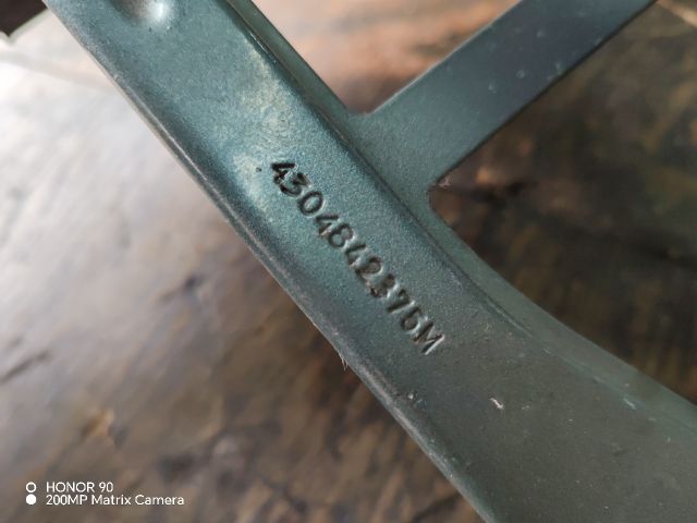 bontott RENAULT THALIA Homlokfal (Üres lemez)