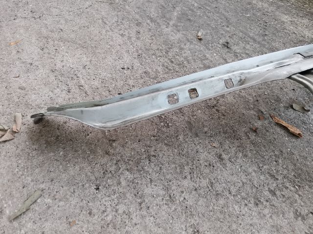 bontott RENAULT THALIA Homlokfal (Üres lemez)