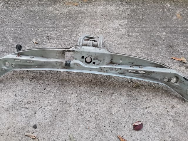 bontott RENAULT THALIA Homlokfal (Üres lemez)