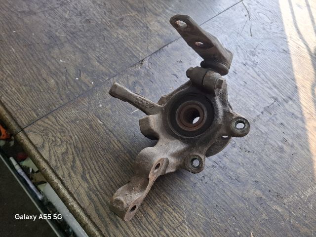 bontott RENAULT THALIA Jobb első Csonkállvány Kerékaggyal