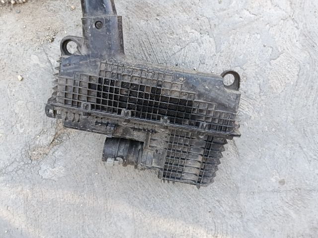 bontott RENAULT THALIA Légszűrő Ház