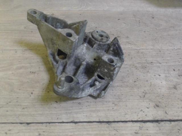 bontott RENAULT THALIA Motor Tartó Bak (Fém)