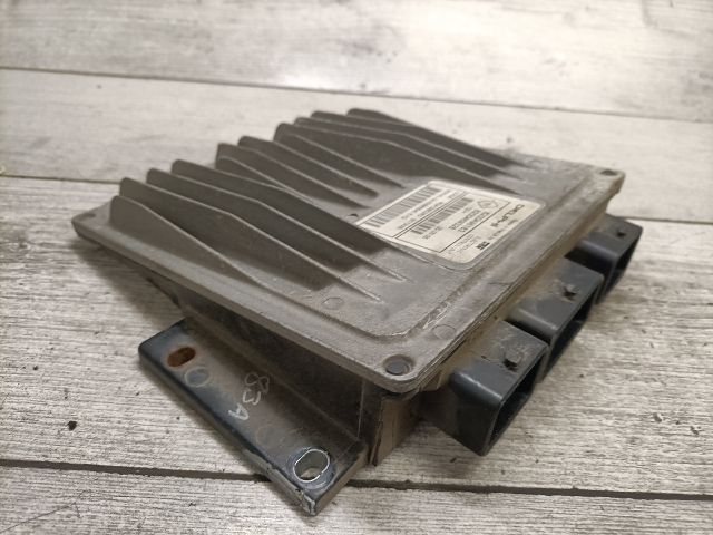 bontott RENAULT THALIA Motorvezérlő