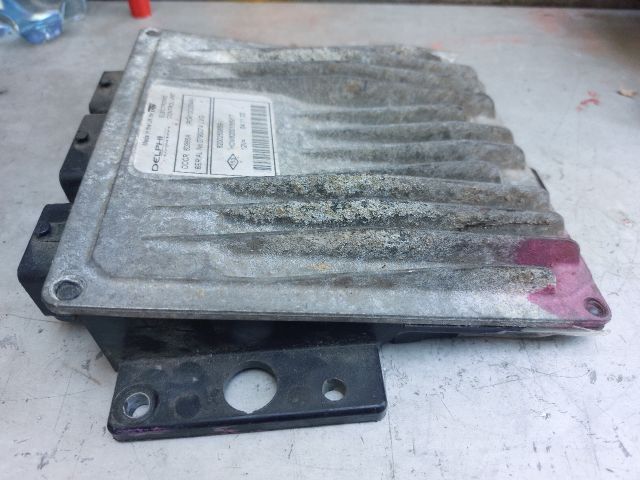 bontott RENAULT THALIA Motorvezérlő