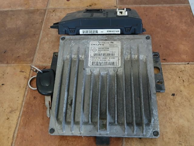 bontott RENAULT THALIA Motorvezérlő