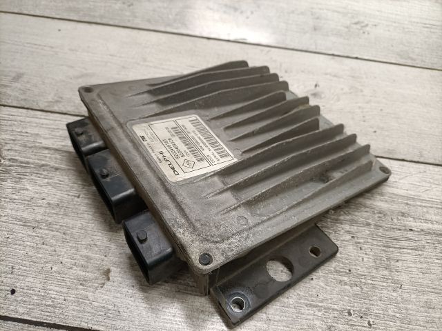 bontott RENAULT THALIA Motorvezérlő