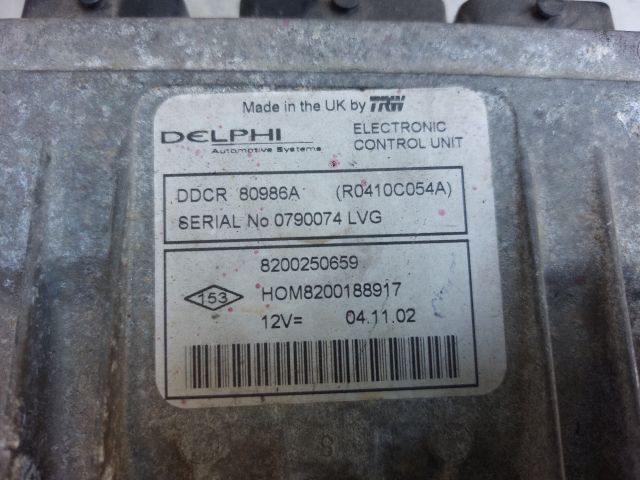 bontott RENAULT THALIA Motorvezérlő