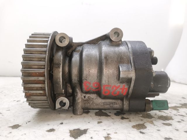 bontott RENAULT THALIA Nagynyomású Szivattyú