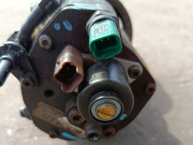 bontott RENAULT THALIA Nagynyomású Szivattyú