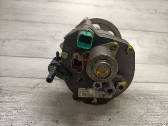 bontott RENAULT THALIA Nagynyomású Szivattyú