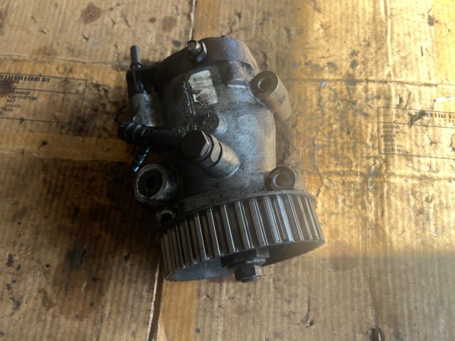 bontott RENAULT THALIA Nagynyomású Szivattyú