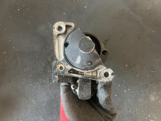 bontott RENAULT THALIA Önindító