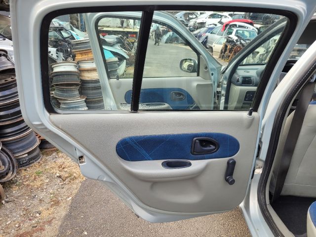 bontott RENAULT THALIA Bal B Oszlop Burkolat