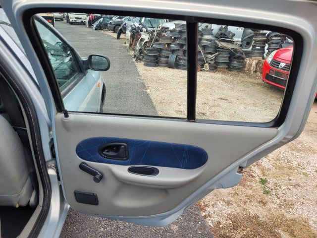 bontott RENAULT THALIA Bal C Oszlop Burkolat