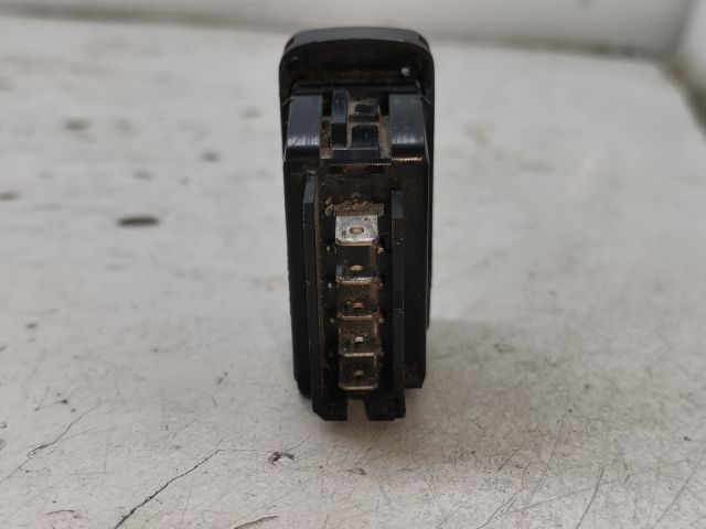 bontott RENAULT THALIA Bal első Ablakemelő Kapcsoló