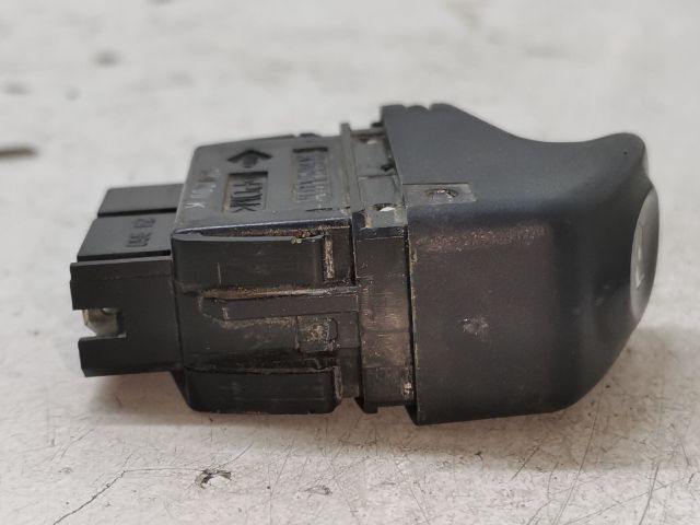 bontott RENAULT THALIA Bal első Ablakemelő Kapcsoló