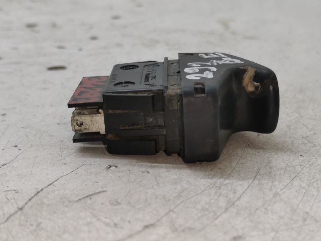 bontott RENAULT THALIA Bal első Ablakemelő Kapcsoló