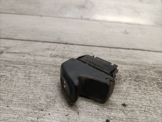 bontott RENAULT THALIA Bal első Ablakemelő Kapcsoló