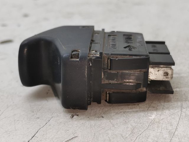 bontott RENAULT THALIA Bal első Ablakemelő Kapcsoló