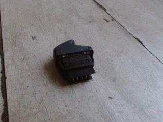 bontott RENAULT THALIA Bal első Ablakemelő Kapcsoló