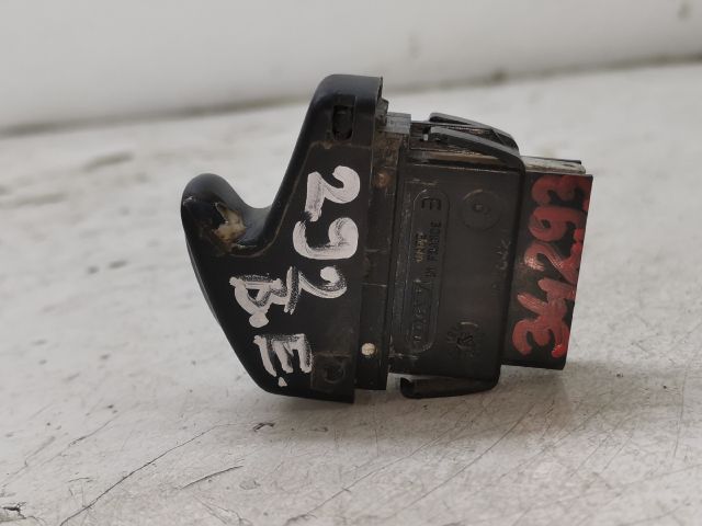 bontott RENAULT THALIA Bal első Ablakemelő Kapcsoló