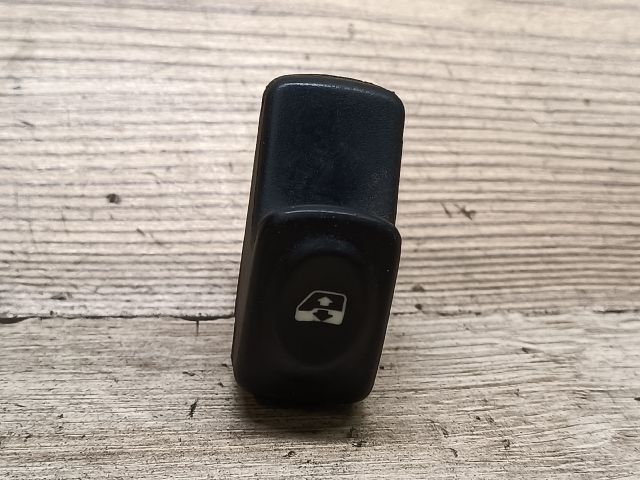 bontott RENAULT THALIA Bal első Ablakemelő Kapcsoló