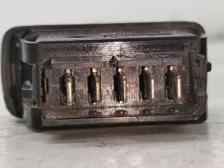 bontott RENAULT THALIA Bal első Ablakemelő Kapcsoló