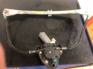 bontott RENAULT THALIA Bal első Ablakemelő Szerkezet (Elektromos)