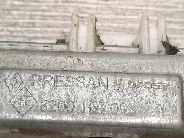 bontott RENAULT THALIA Bal első Ablakemelő Szerkezet (Elektromos)