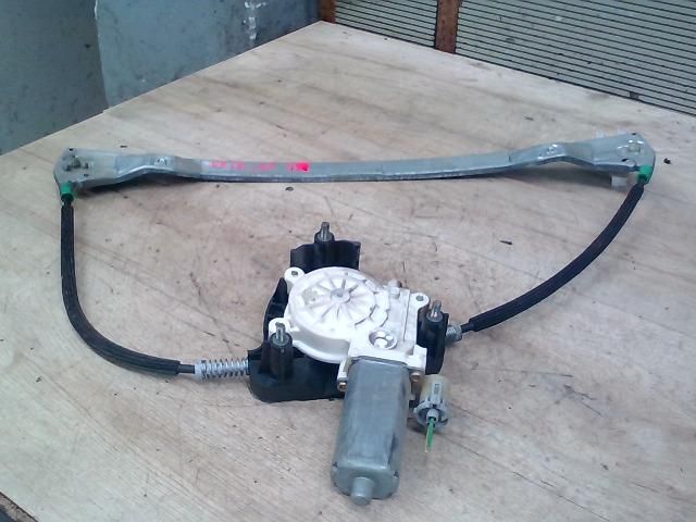 bontott RENAULT THALIA Bal első Ablakemelő Szerkezet (Elektromos)