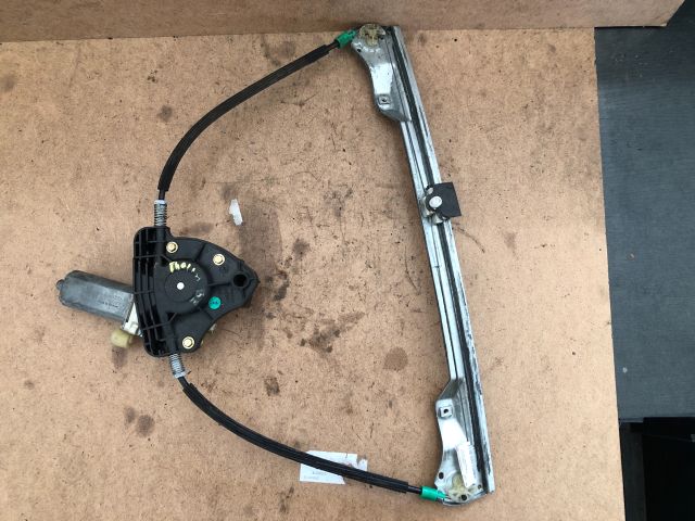 bontott RENAULT THALIA Bal első Ablakemelő Szerkezet (Elektromos)