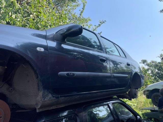 bontott RENAULT THALIA Bal első Ajtó (Üres lemez)