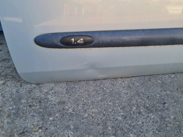 bontott RENAULT THALIA Bal első Ajtó (Üres lemez)