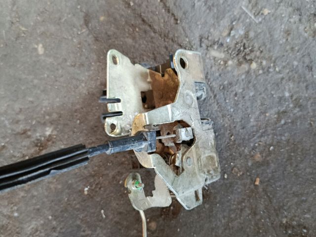 bontott RENAULT THALIA Bal első Ajtózár