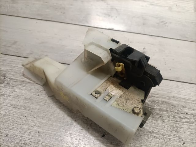 bontott RENAULT THALIA Bal első Ajtózár