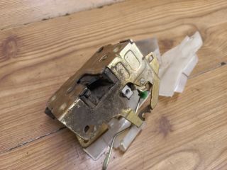 bontott RENAULT THALIA Bal első Ajtózár