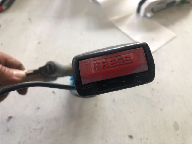 bontott RENAULT THALIA Bal első Biztonsági Öv Csat