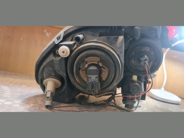 bontott RENAULT THALIA Bal Fényszóró