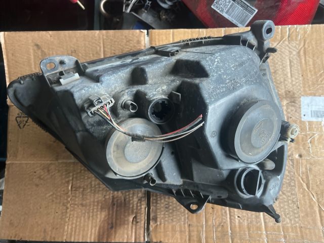 bontott RENAULT THALIA Bal Fényszóró