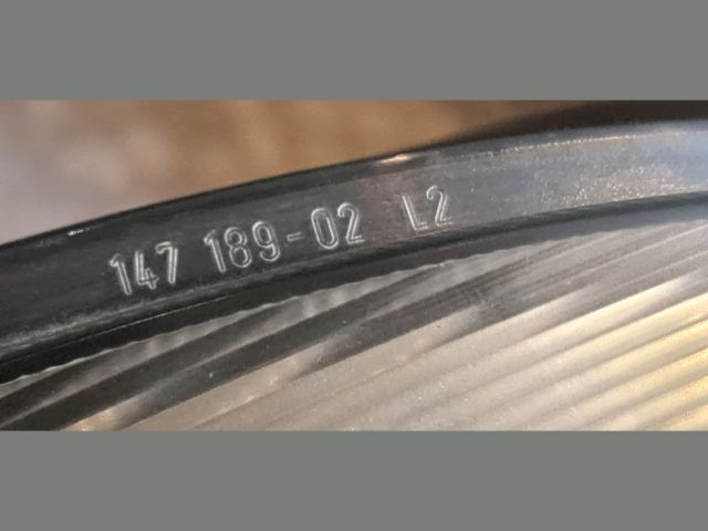 bontott RENAULT THALIA Bal Fényszóró