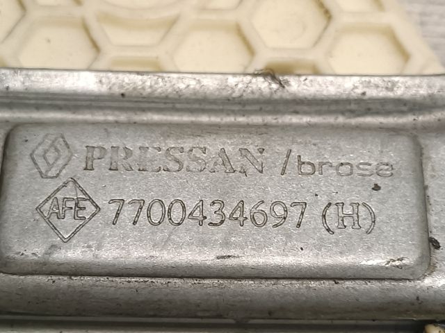 bontott RENAULT THALIA Bal hátsó Ablakemelő Szerkezet (Mechanikus)