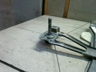 bontott RENAULT THALIA Bal hátsó Ablakemelő Szerkezet (Mechanikus)