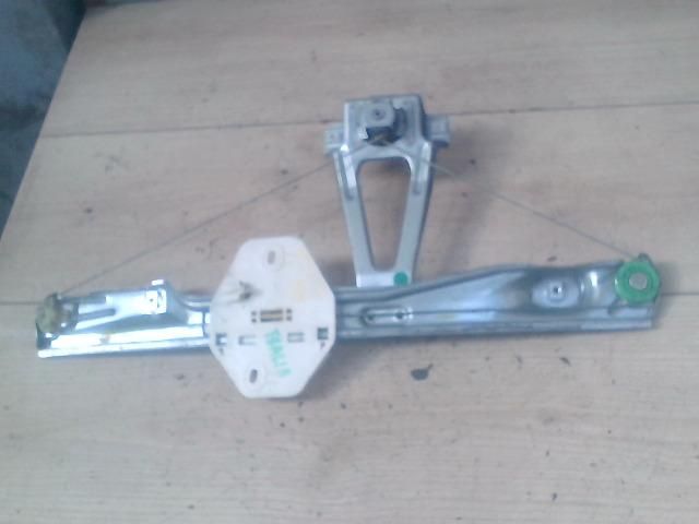 bontott RENAULT THALIA Bal hátsó Ablakemelő Szerkezet (Mechanikus)