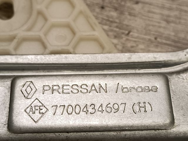 bontott RENAULT THALIA Bal hátsó Ablakemelő Szerkezet (Mechanikus)