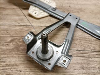 bontott RENAULT THALIA Bal hátsó Ablakemelő Szerkezet (Mechanikus)