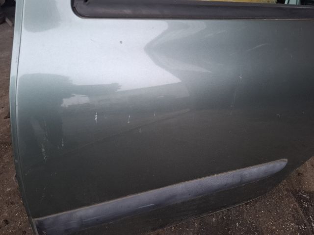 bontott RENAULT THALIA Bal hátsó Ajtó (Részeivel)