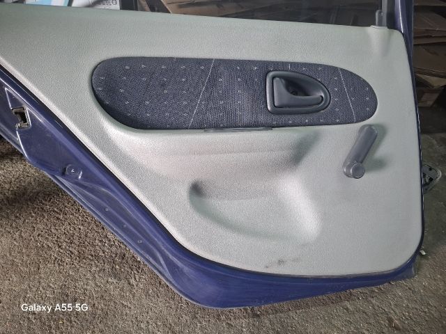 bontott RENAULT THALIA Bal hátsó Ajtó (Részeivel)