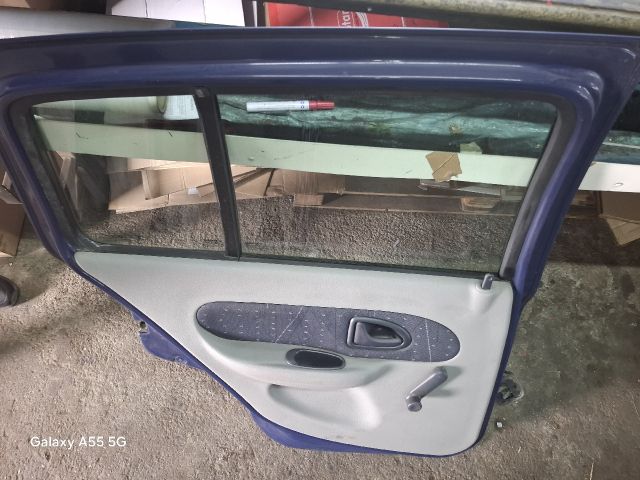 bontott RENAULT THALIA Bal hátsó Ajtó (Részeivel)