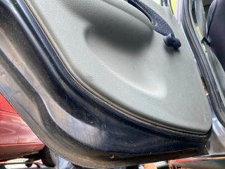 bontott RENAULT THALIA Bal hátsó Ajtó (Üres lemez)