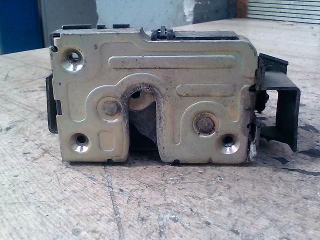 bontott RENAULT THALIA Bal hátsó Ajtózár